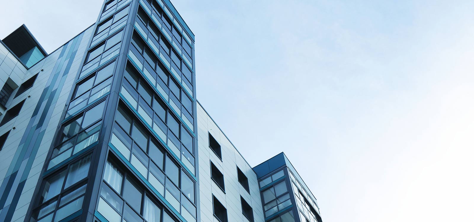 Apartment building high rise